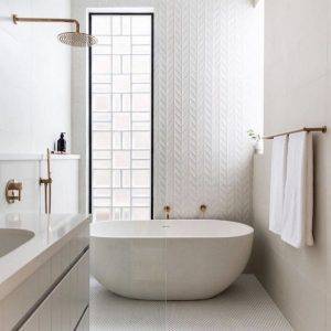 Baths Pietra Bianca Bella Bath Colour: Malibu Solid Size: 1500x750x560 Place & Palette