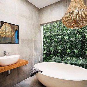 Baths Pietra Bianca Maddison Bath Colour: Malibu Solid Place & Palette