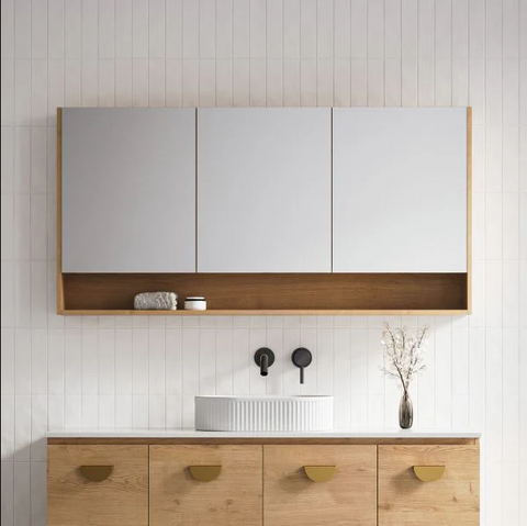 Mirrors Timberline Sanremo Shaving Cabinet Size: W 475mm / Single Door Place & Palette