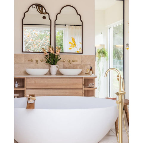 Coco Bath-Baths-Pietra Bianca-place-and-palette