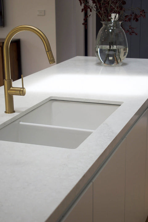 Basins Turner Hastings Cuisine Double Fireclay Sink Size: 85x46 Colour: Gloss White Overflow: With Overflow Place & Palette