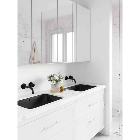 Basins Turner Hastings Fino 55x41 Under Counter Basin Colour: Gloss White Place & Palette