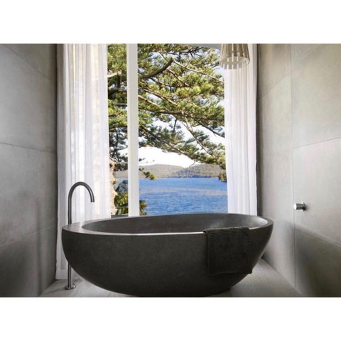 Baths Pietra Bianca Whitney Bath Colour: Malibu Solid Size: 1600x900x530 Place & Palette